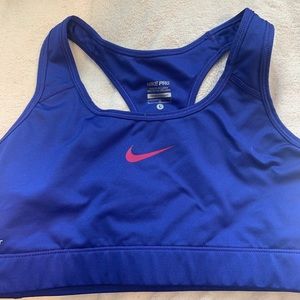 Nike Pro Sports Bra